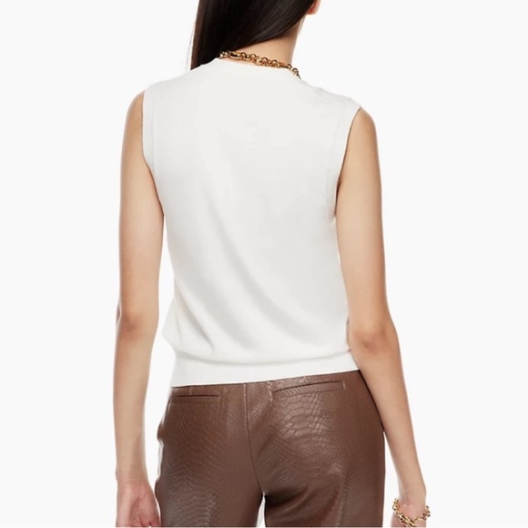 Aritzia: Babaton MARSDEN SWEATER VEST - Picture 2 of 5